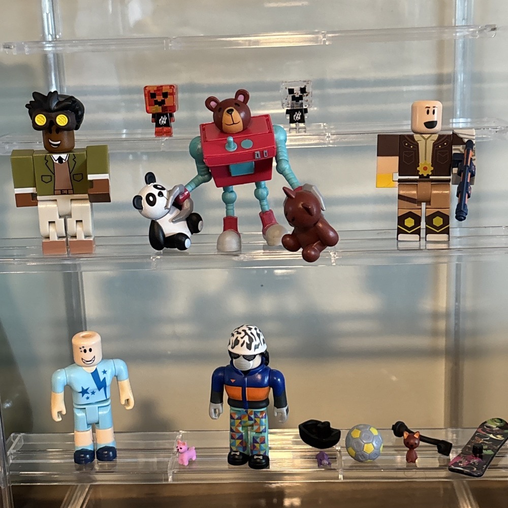 Robolox Figures Action Toy Lot Varied Hard To Find Figures & accessories